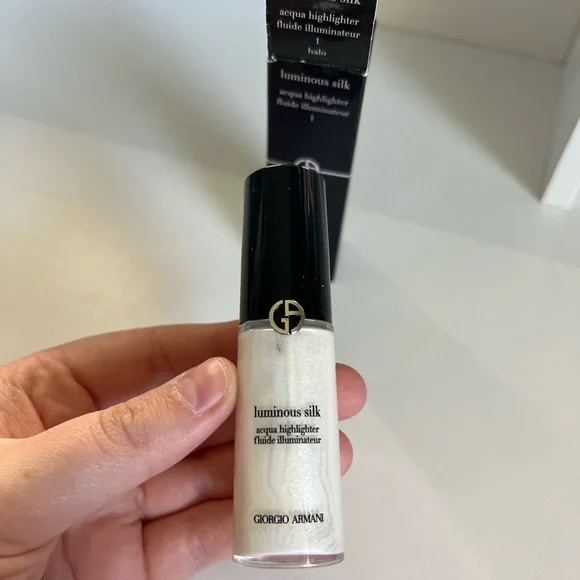 NIB Giorgio Armani Beauty Luminous Silk Acqua Highlighter in Shade #1 “Halo” - Picture 11 of 11